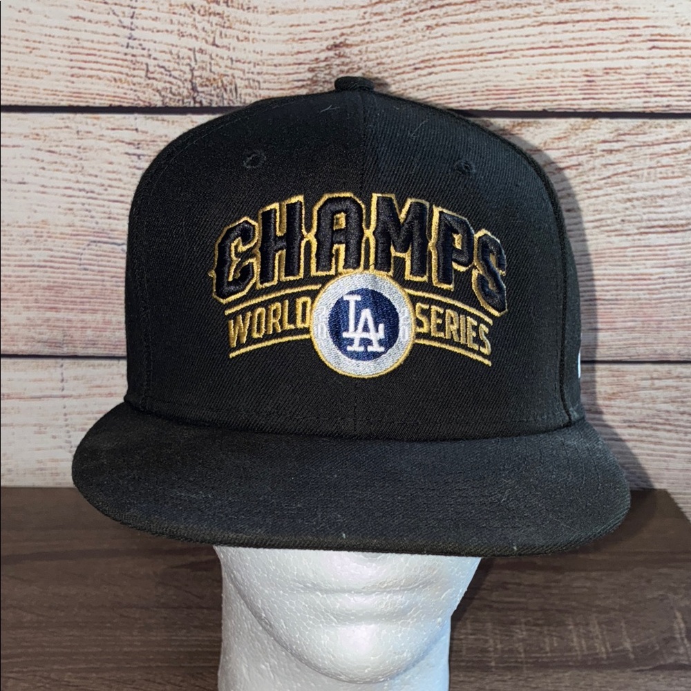 Pre Owned Champs Black and Gold World Series 2020 Cap NewEra Adjustable SnapBack